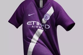 关于从赛后罗马再遭质疑到Doinb赛事官方发布回归赛场新规，转会期曼城调整名单以备全明星赛的信息