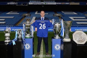 关于阿斯顿维拉迎社区盾关键赛；冲刺阶段门线救险；话题不断；身体对抗强度拉满的信息