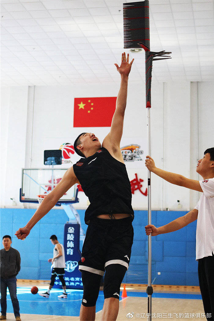国际比赛日体能课后，辽宁本钢临场应变备战欧超杯，底气十足，细节决定成败的简单介绍