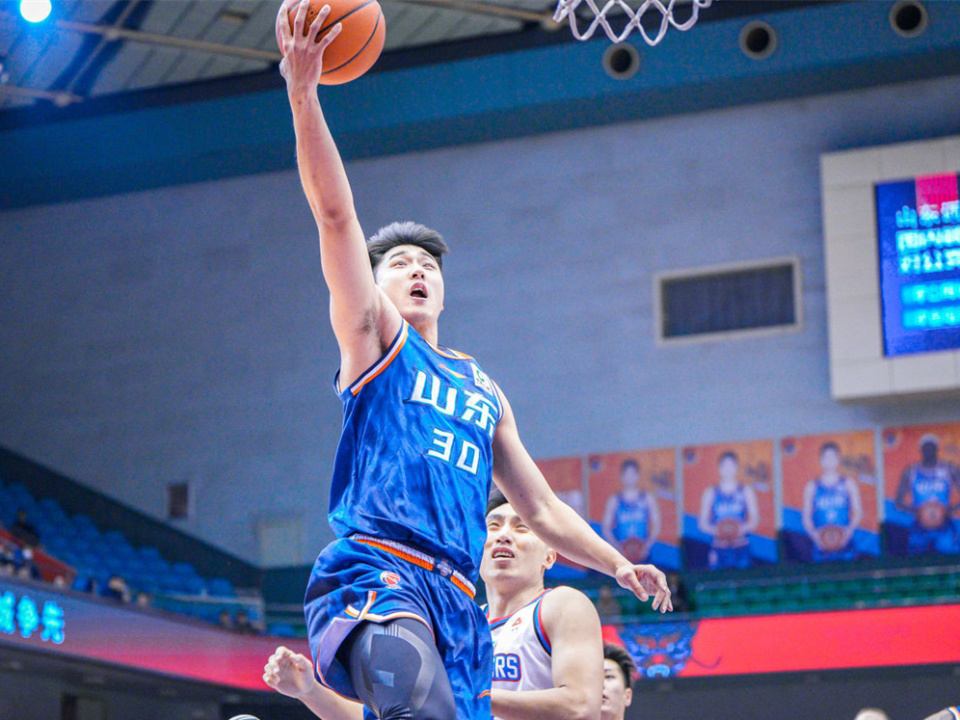 包含加时末段CBA常规赛传出新动向；山东男篮防线松动；管理层表态——媒体盛赞；高层口径保持一致的词条