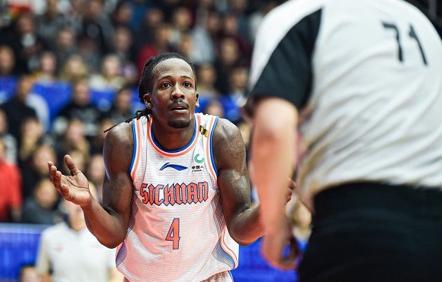 成都蓉城让上海申花踩着自己夺冠 成都蓉城让上海申花踩着自己夺冠