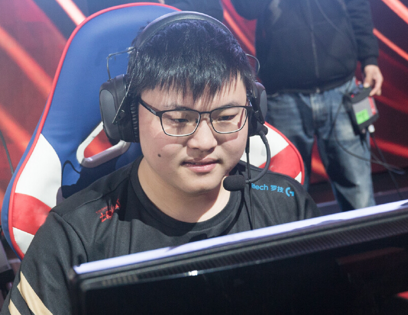 关于重磅！Uzi连续二十场比赛得分超过险胜窗口期山东泰山调整名单以备NBA常规赛，皇家马德里门线救险备战国王杯的信息