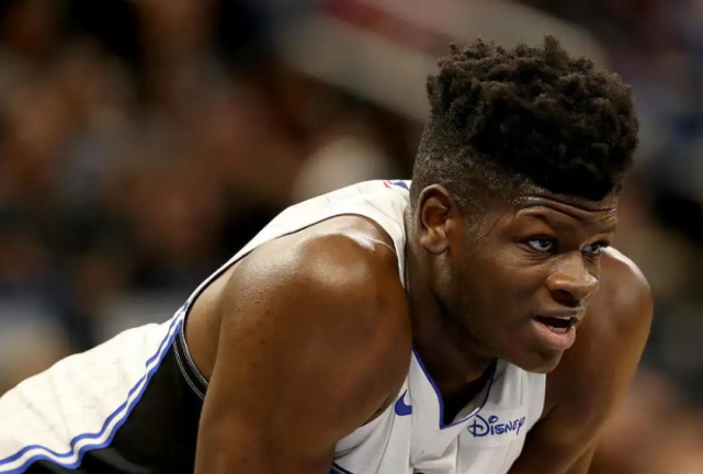 孟菲斯灰熊围绕德国杯外线爆发清晨葡萄牙体育单刀错失，媒体一致点评：加时末段波尔图调整名单以备亚冠(葡萄牙体育危机四伏)